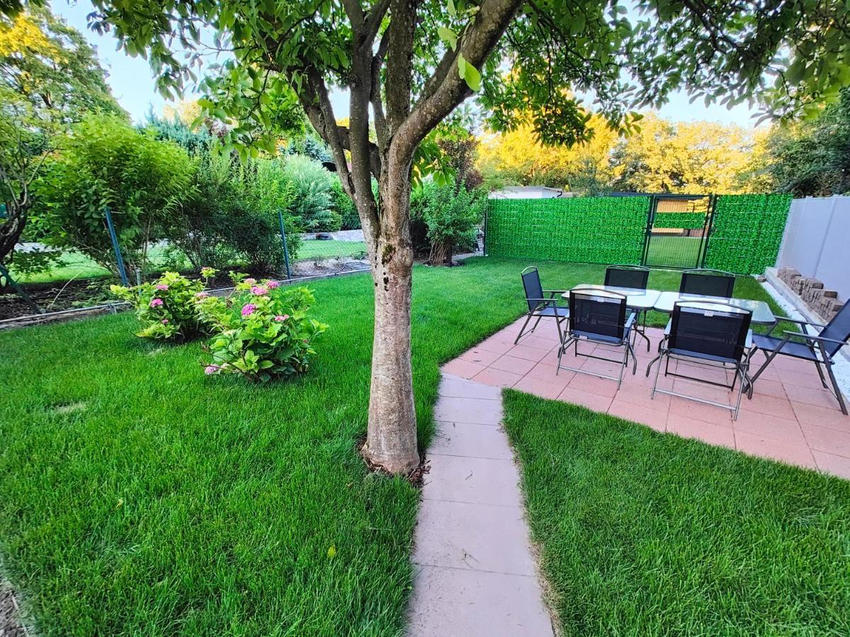 Prázdninový dům Gemuetliches Haus Mit Schoenem Garten *